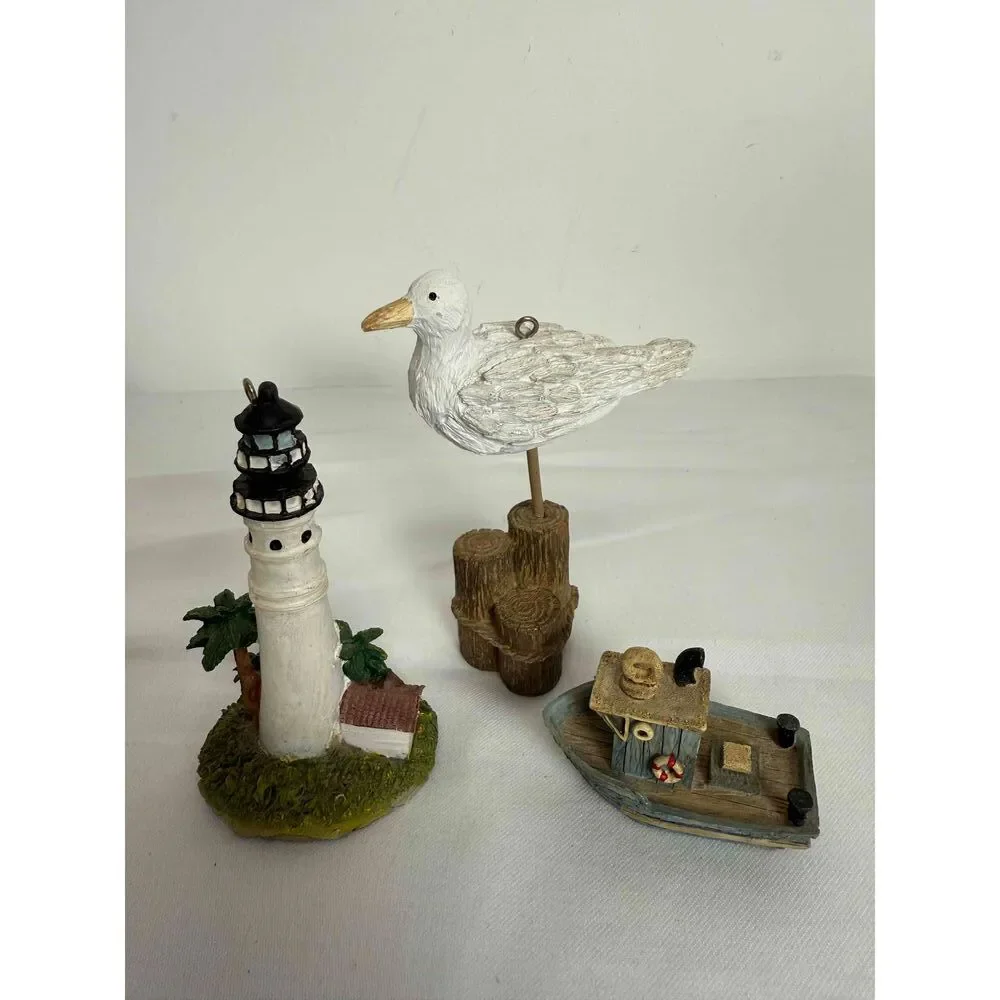 Miniature Set White‎ Seagull Lighthouse Boat Model China Figurine Ornaments